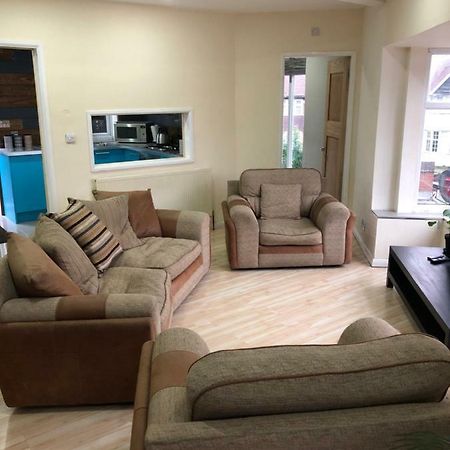 Treetops Flat2 Hall Green B28 Birmingham Eksteriør billede