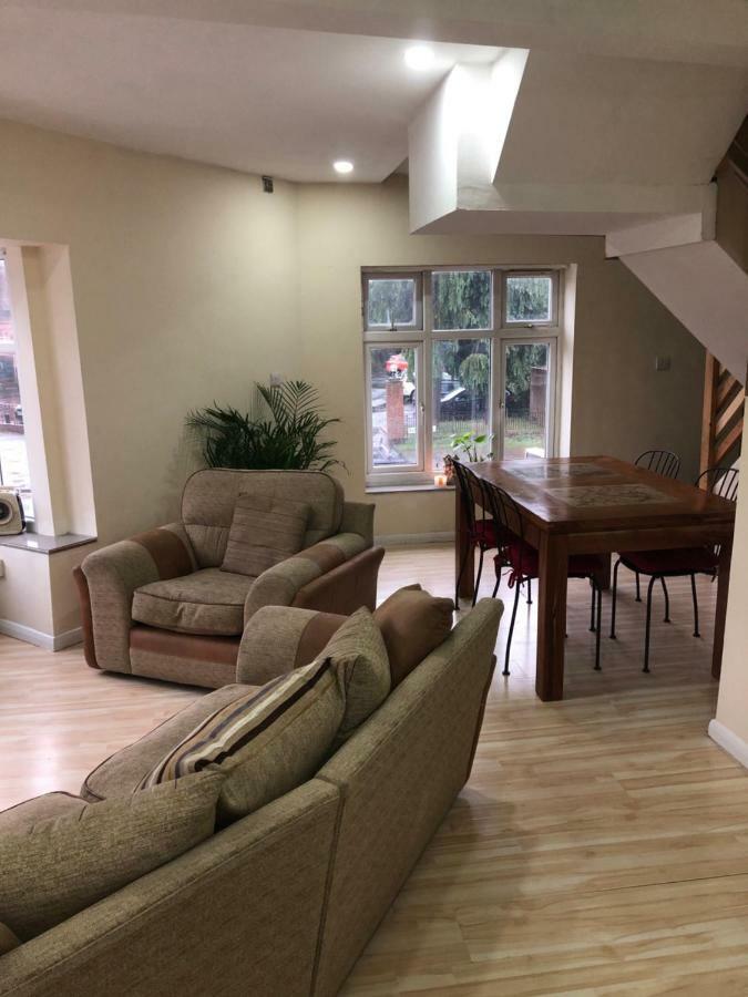 Treetops Flat2 Hall Green B28 Birmingham Eksteriør billede