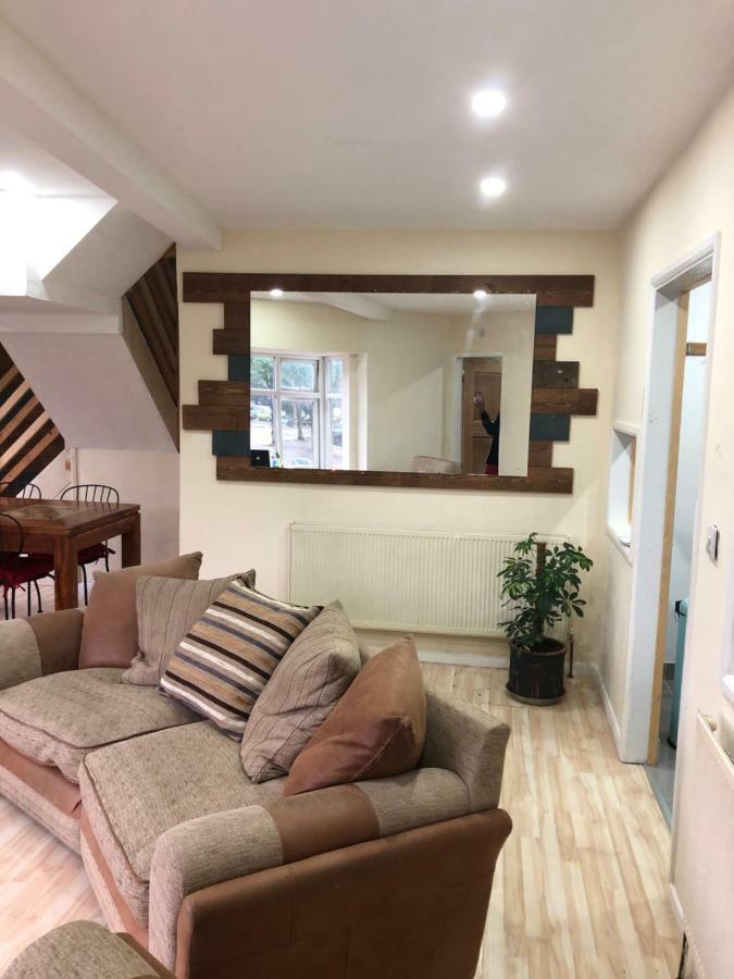 Treetops Flat2 Hall Green B28 Birmingham Eksteriør billede