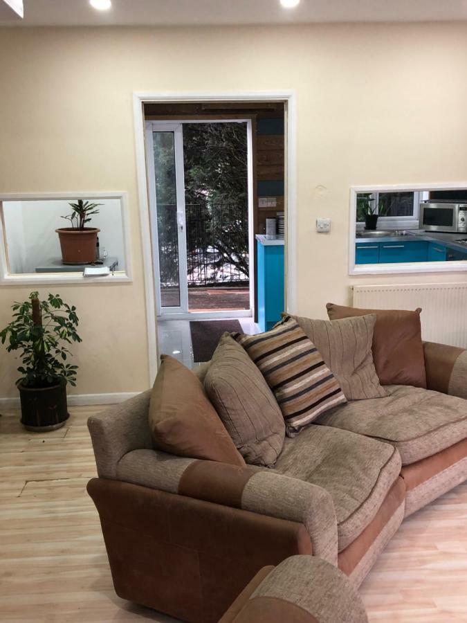 Treetops Flat2 Hall Green B28 Birmingham Eksteriør billede